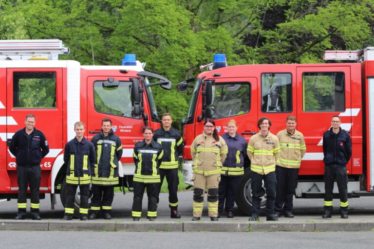Truppmann Ausbildung Modul 1 2 erfolgreich absolviert – Feuerwehr Windeck