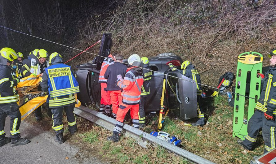 Verkehrsunfall Eingeklemmte Person